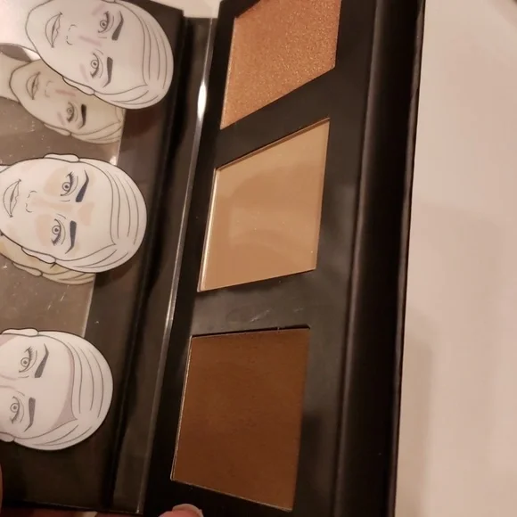 Younique Sculpting Trio & Sexy Pigment - Picture 7 of 7